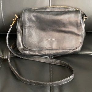 The Wanderers Travel Co. Trieste Crossbody